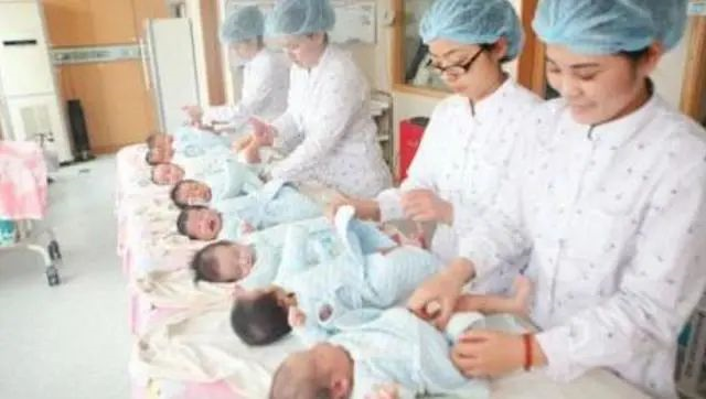 孩子长相太美先生怀疑非亲生，做完亲子基因鉴定妻子追悔莫及