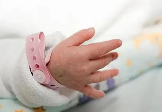 丈夫亲子鉴定孩子父母成婚姻必备，真的是女性“不安分”？